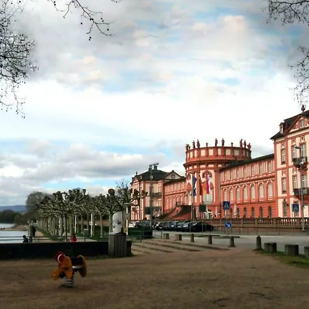 Ferienwohnung-wiesbaden-top3 Apartment